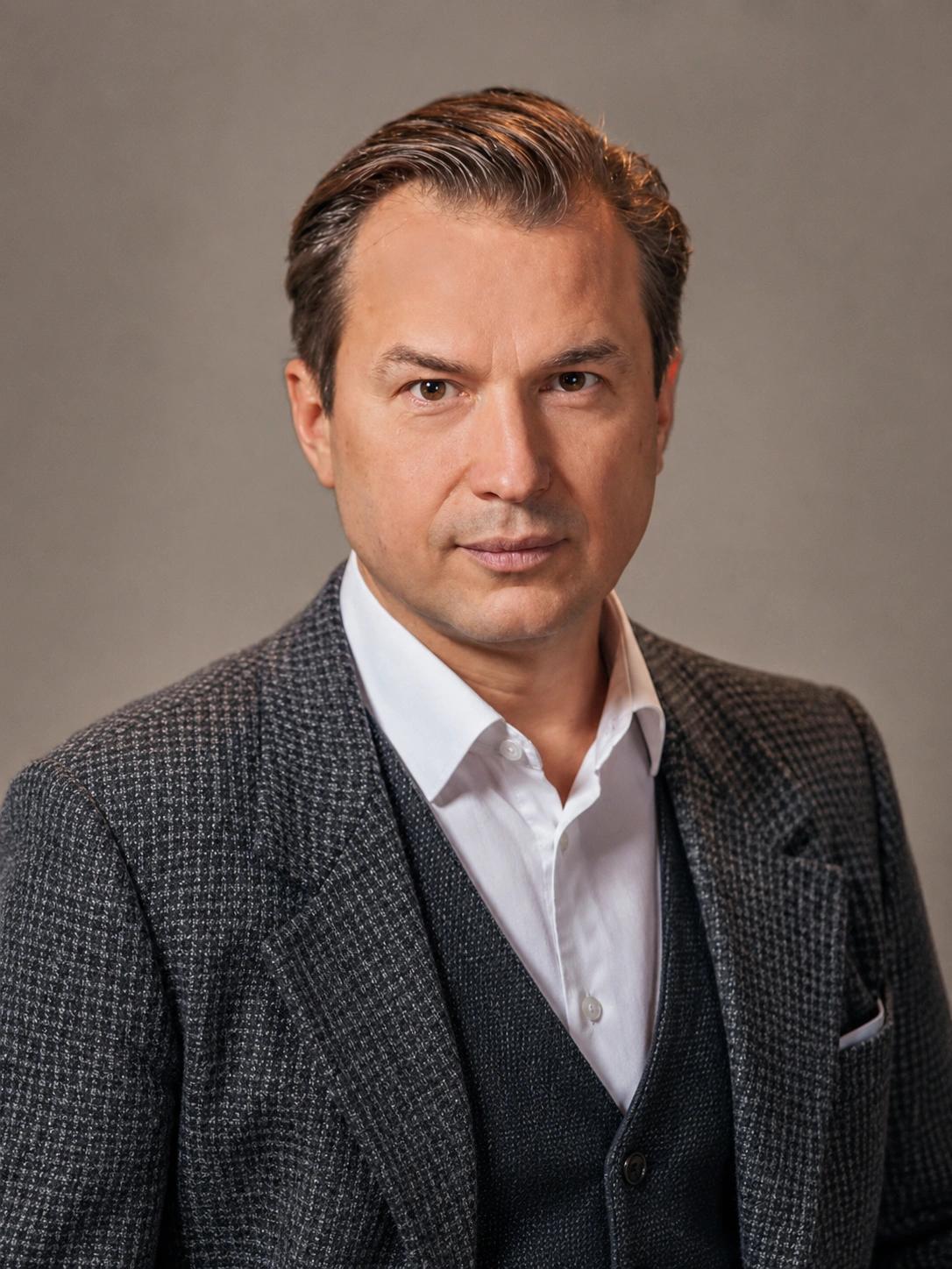 Вершинин Александр Владимирович — Народный артист России