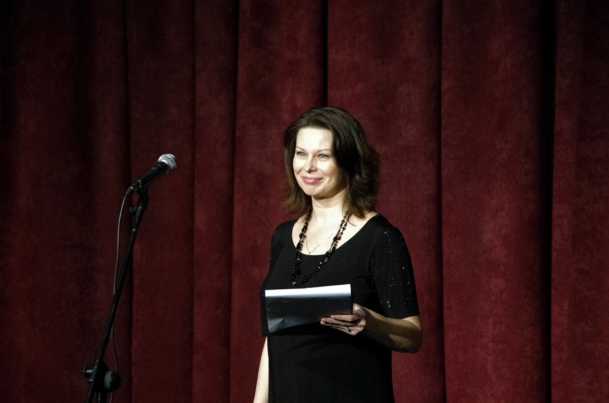 Елена Харитонова